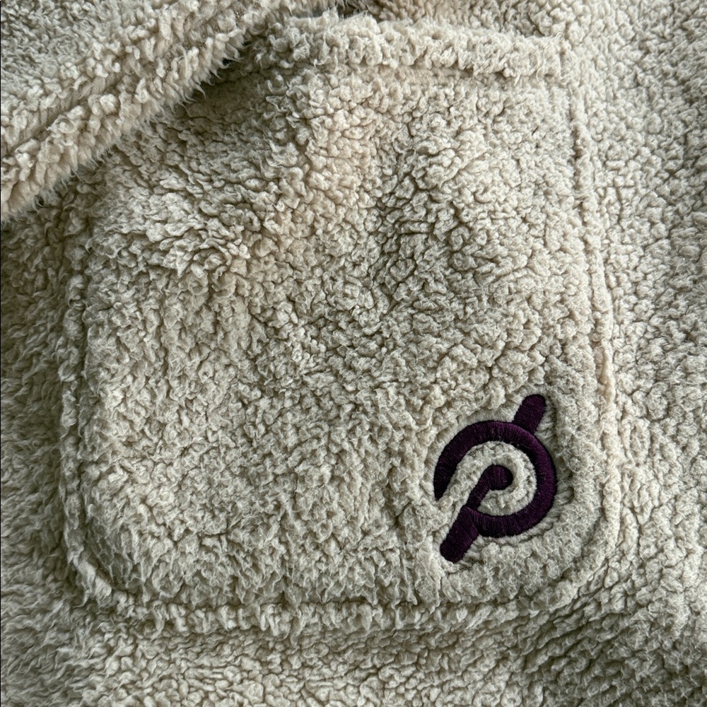 Peloton Cream Sherpa Jacket - excellent condition - Picture 2 of 4